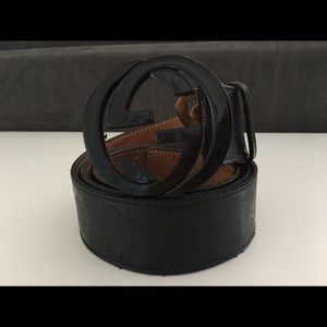 Gucci Men’s Belt in Black color. 100% authentic.